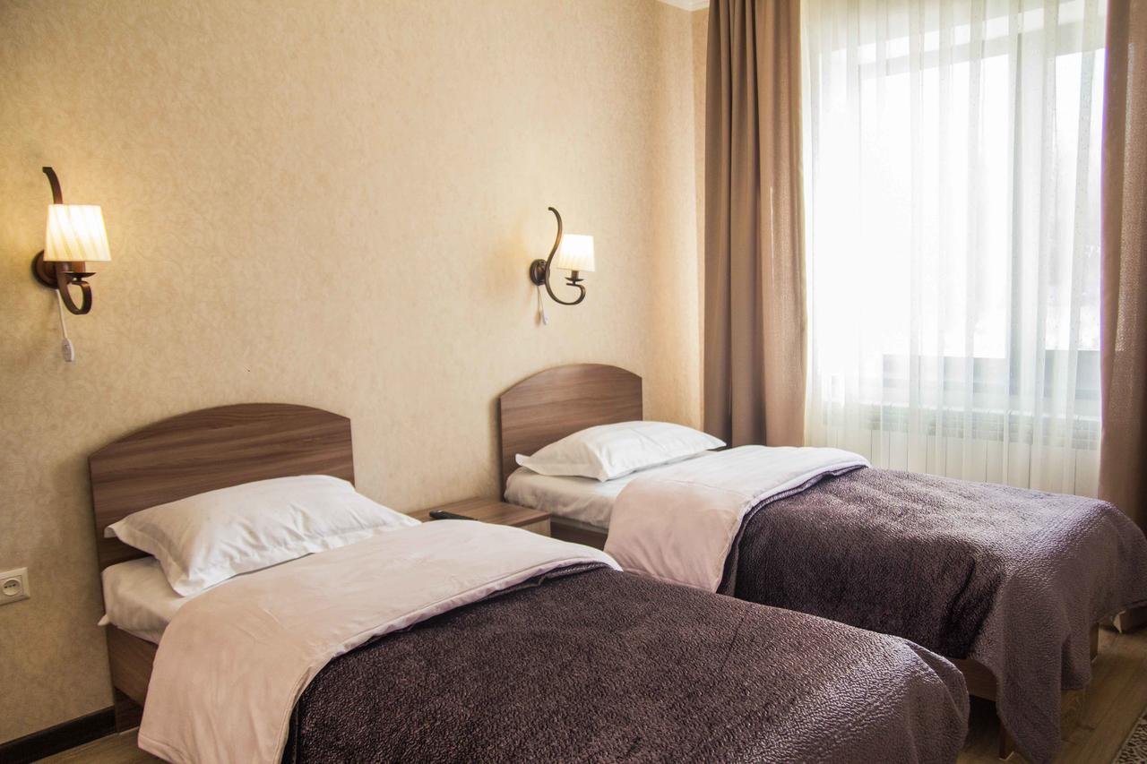 Mount Yard Karakol Hotel Luaran gambar