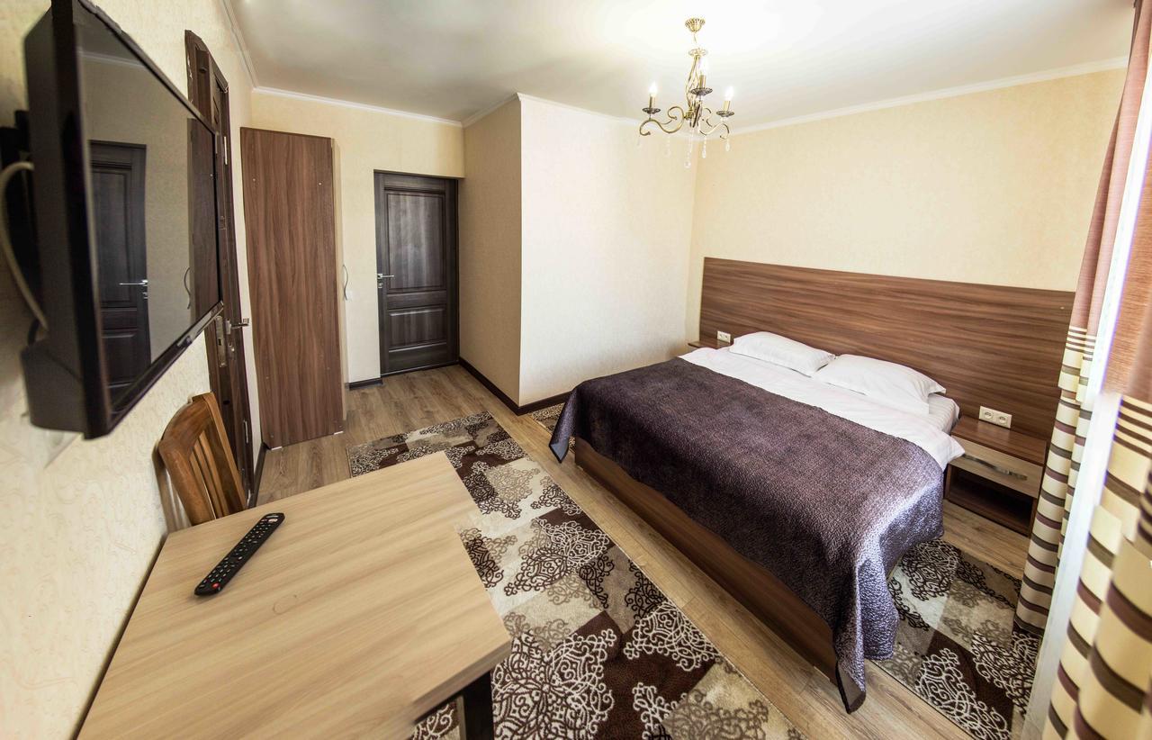 Mount Yard Karakol Hotel Luaran gambar